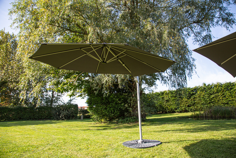 3-5m Round caribbean cantilever parasol